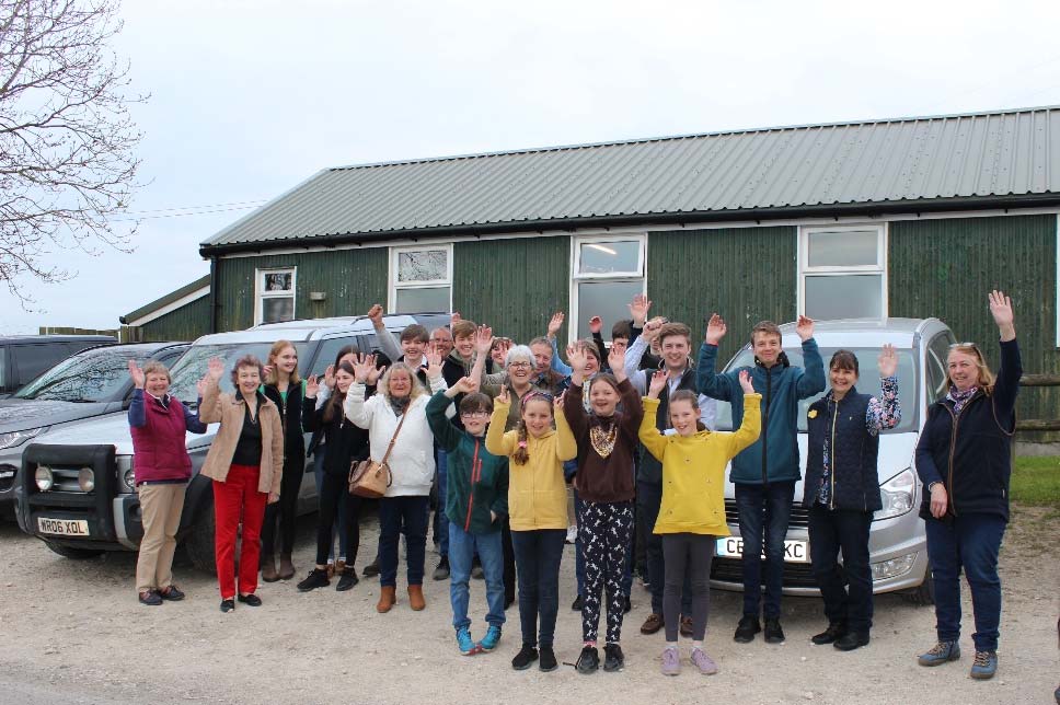 New roof for Young Farmers’ clubhouse after grant from The Hills Group