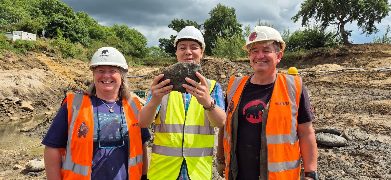 MORE MAMMOTH DISCOVERIES AT QUARRY NEAR SWINDON